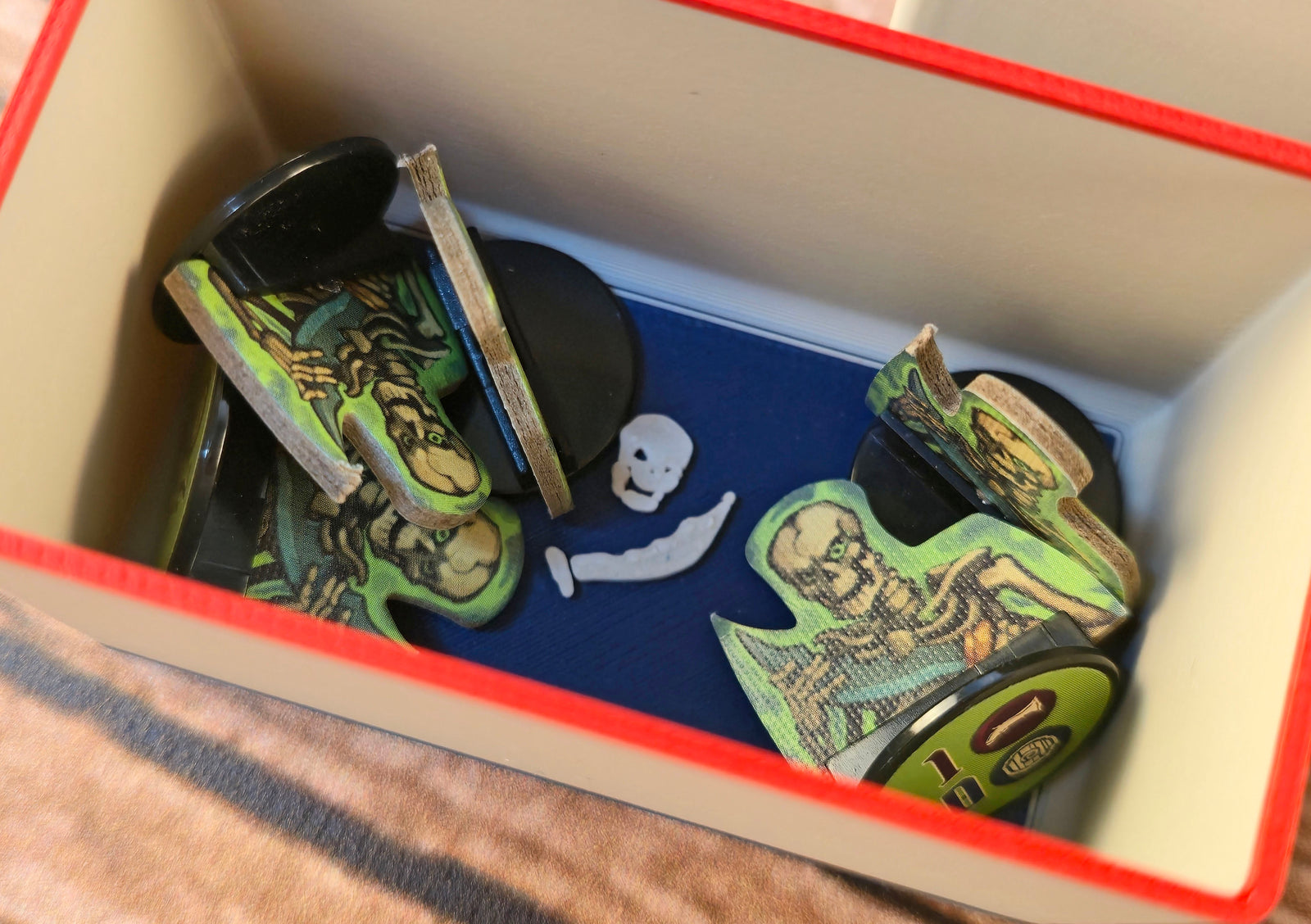 Insert für Fortunes of Scoundrel Bay